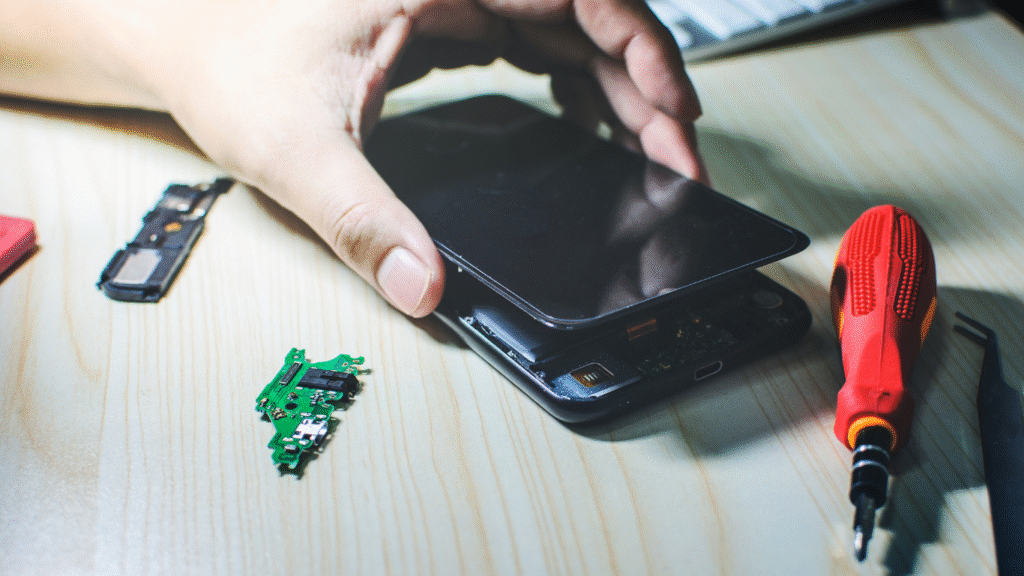 Cracked smartphone screen showing visible damage