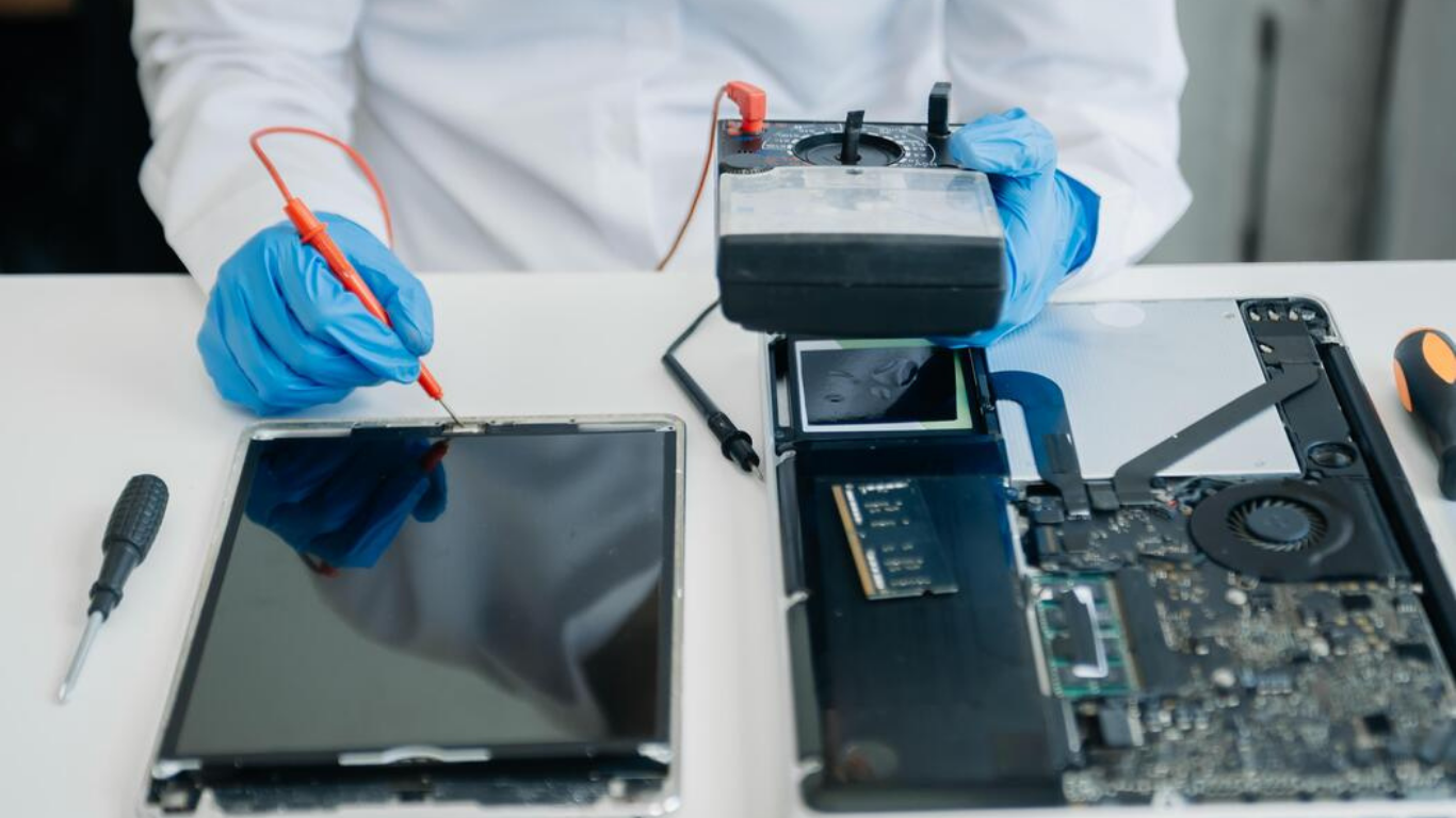 iPad screen replacement process